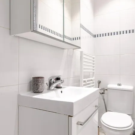 Apartment 2 Bercy Vincennes Paris